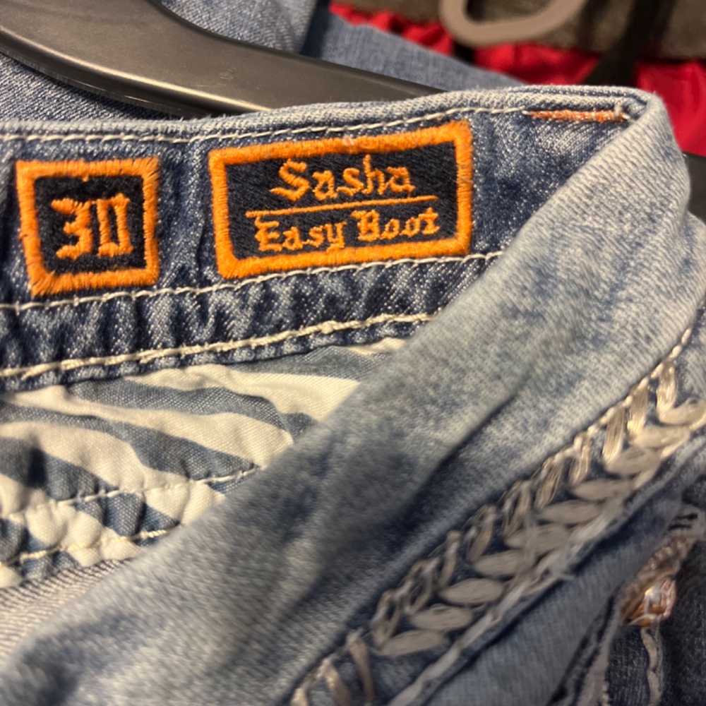 Jeans - Picture 5 of 6